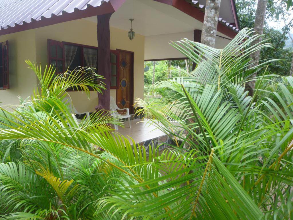 Khao Sok Holiday Resort Khao Sok National Park Dış mekan fotoğraf